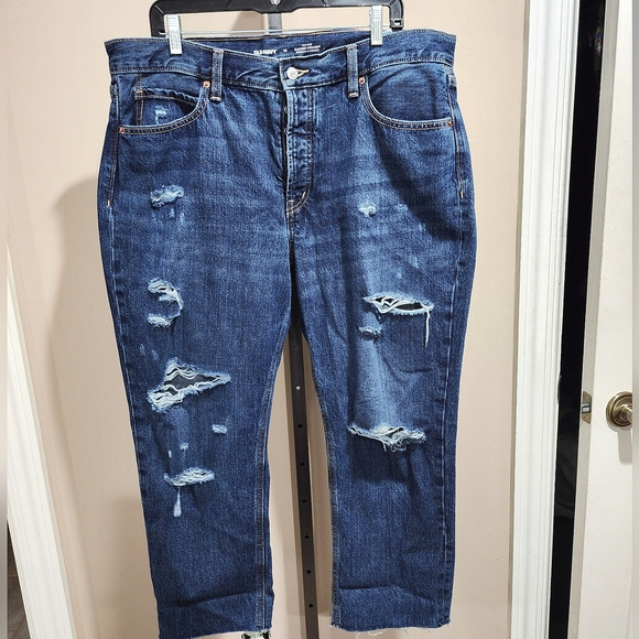 Old Navy Denim - NWOT Old Navy High-Waisted Button-Fly Slouchy Straight Cropped Jeans Size 14